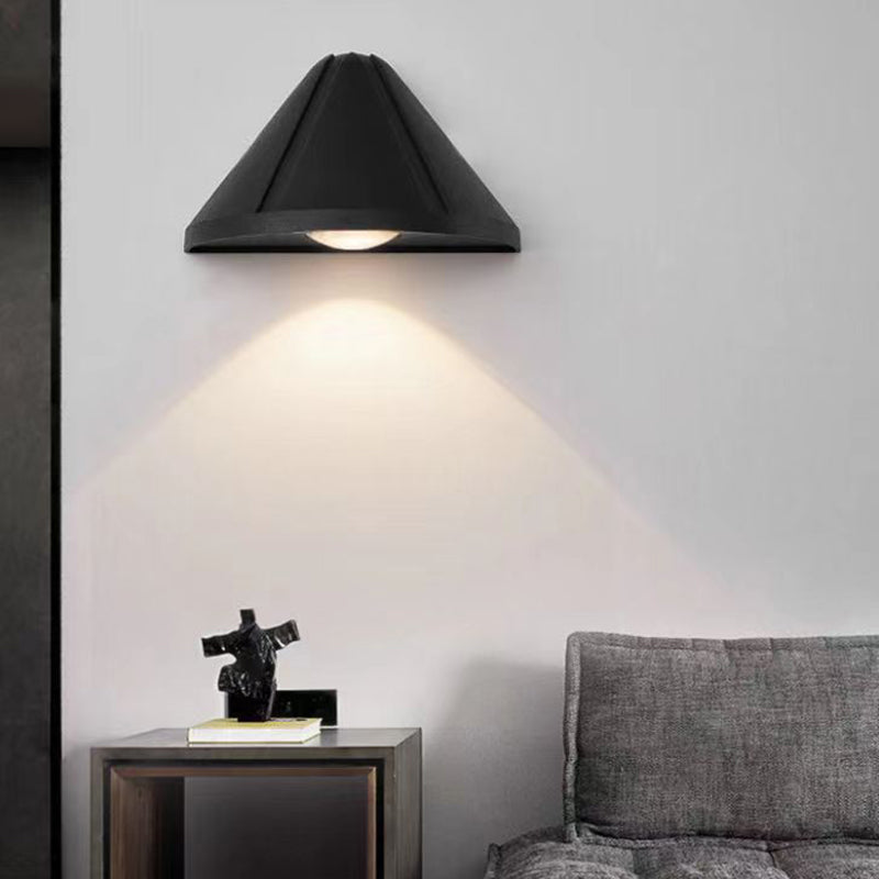 Modern Simplicity Half Cone Aluminum Optical Lens LED Wall Sconce Lamp For Bedroom