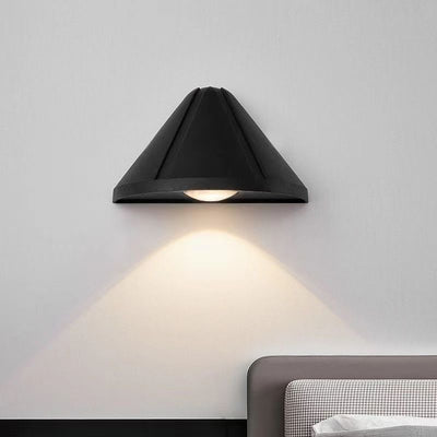 Modern Simplicity Half Cone Aluminum Optical Lens LED Wall Sconce Lamp For Bedroom