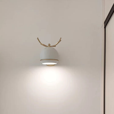 Contemporary Creative Antlers Globe Iron 1-Light Wall Sconce Lamp For Bedroom