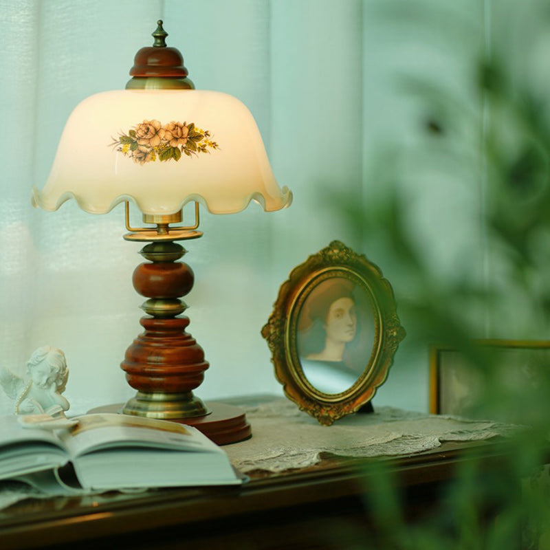 Traditional Chinese Flower Dome Glass Copper Solid Wood 1-Light Table Lamp For Bedroom