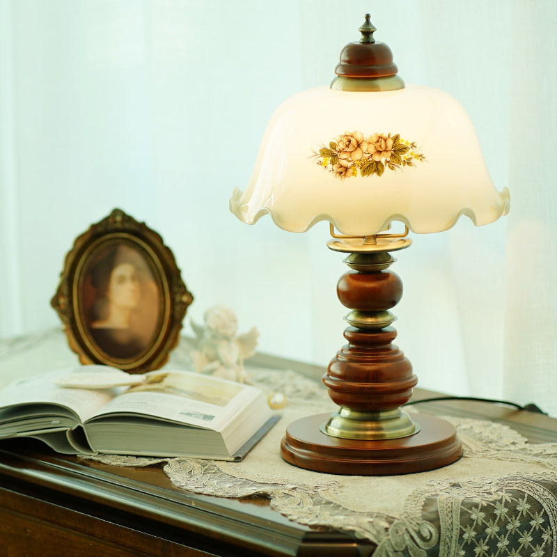 Traditional Chinese Flower Dome Glass Copper Solid Wood 1-Light Table Lamp For Bedroom