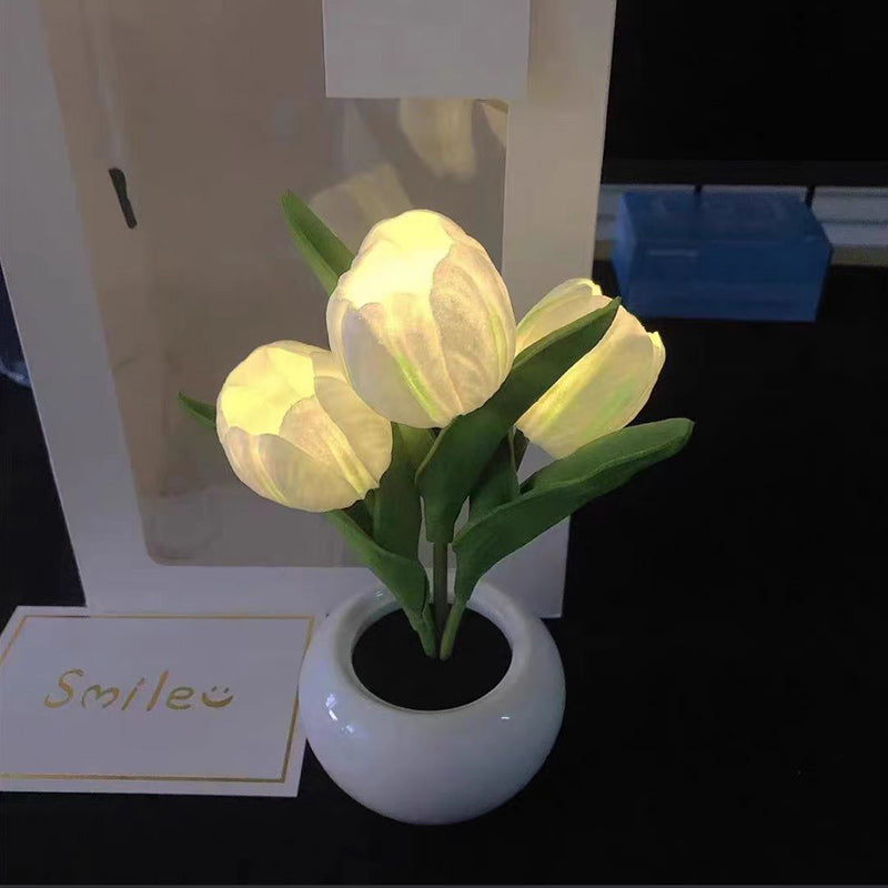 Modern Art Deco Tulip Bouquet PU Ceramic LED Table Lamp For Bedroom