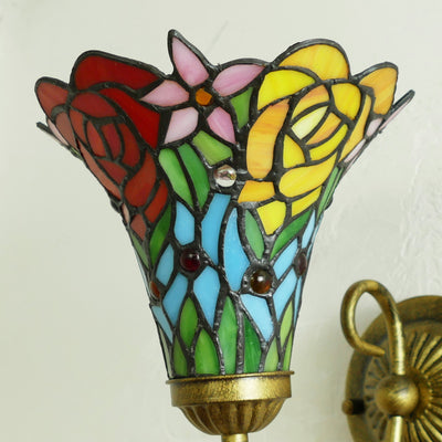 Traditional Tiffany Flower Pod Round Glass Iron 1-Light Wall Sconce Lamp For Living Room