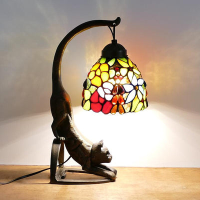 Traditional Tiffany Curved Flower Round Glass Iron 1-Light Table Lamp For Living Room