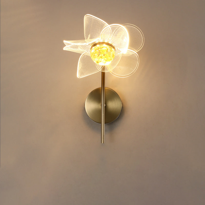 Modern Art Deco Flower Curved Acrylic Iron LED Wall Sconce Lamp For Living Room