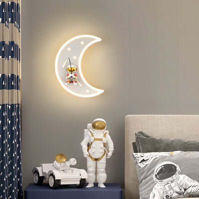 Modern Art Deco Crescent Moon Astronaut Star Acrylic Resin Hardware LED Wall Sconce Lamp For Living Room