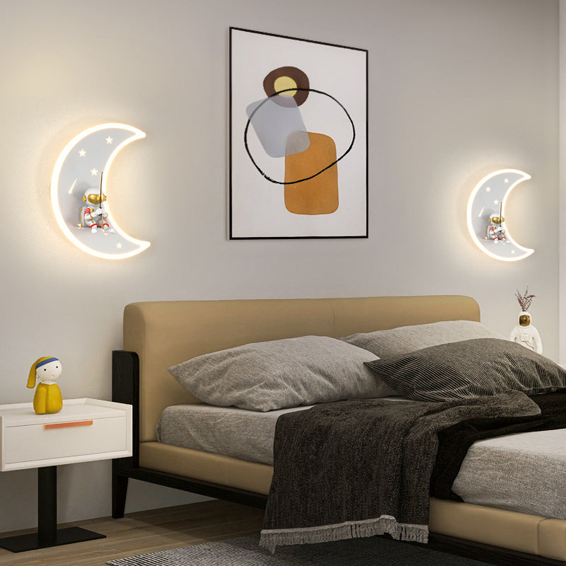 Modern Art Deco Crescent Moon Astronaut Star Acrylic Resin Hardware LED Wall Sconce Lamp For Living Room