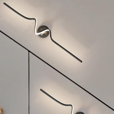 Contemporary Creative Line Bend Long Silicone Aluminum LED Wall Sconce Lamp For Bedroom