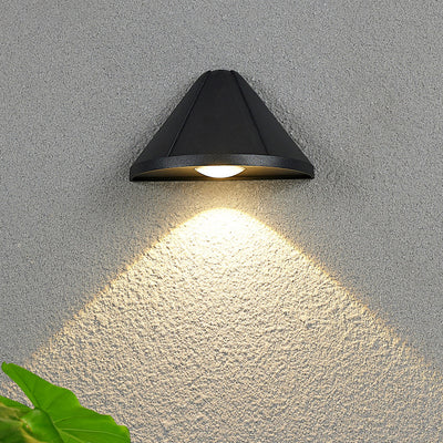 Modern Minimalist Triangle Waterproof Lens Aluminum LED Wall Sconce Lamp For Outdoor Patio