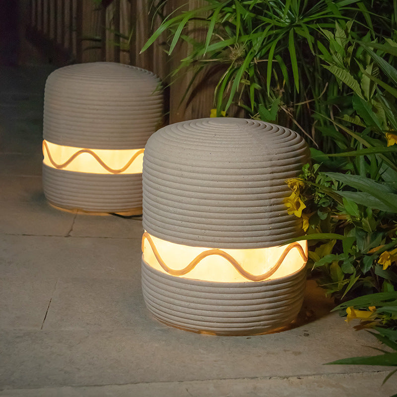 Traditional Japanese Solar Waterproof Resin Cylinder LED Landscape Lighting Outdoor Light For Garden