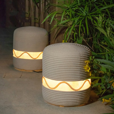 Traditional Japanese Solar Waterproof Resin Cylinder LED Landscape Lighting Outdoor Light For Garden