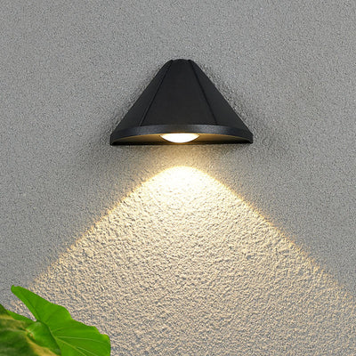 Modern Simplicity Waterproof Aluminum Triangle LED Wall Sconce Lamp For Outdoor Patio