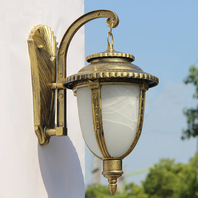 Traditional European Waterproof Aluminum Glass Carriage Lantern 1-Light Wall Sconce Lamp For Outdoor Patio