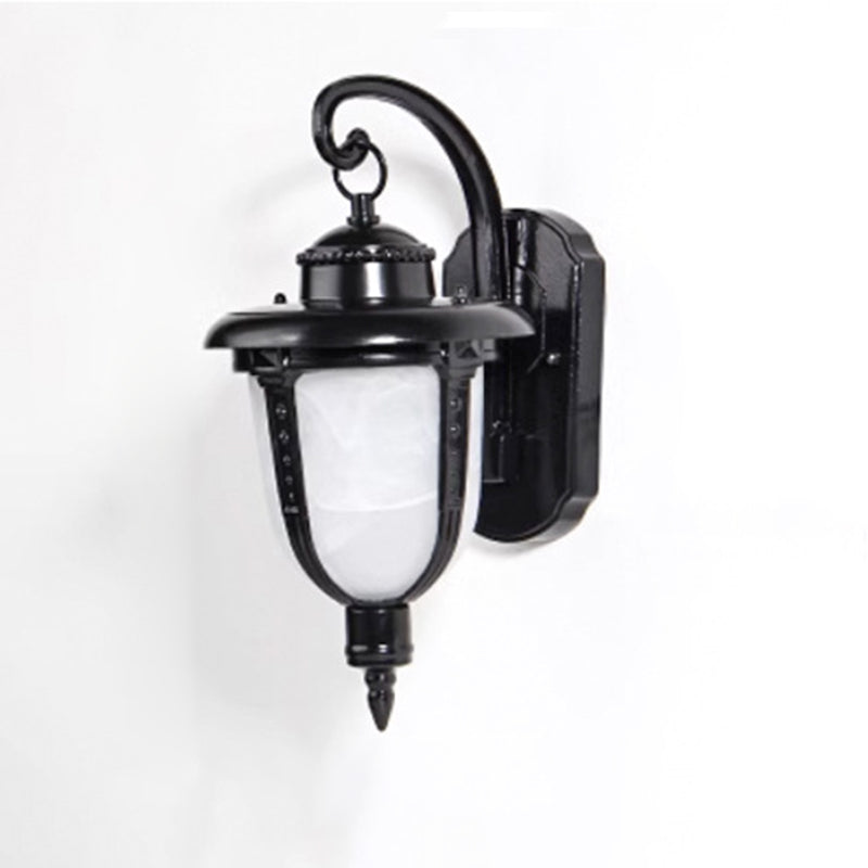 Traditional European Waterproof Aluminum Glass Carriage Lantern 1-Light Wall Sconce Lamp For Outdoor Patio