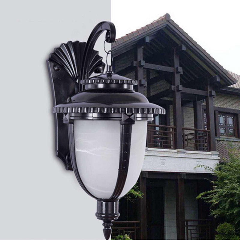 Traditional European Waterproof Aluminum Glass Carriage Lantern 1-Light Wall Sconce Lamp For Outdoor Patio