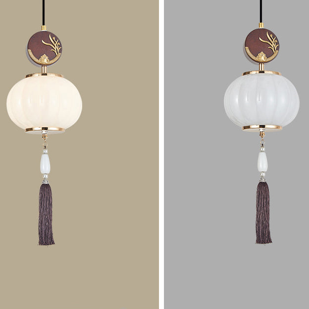 Traditional Chinese Oak Zinc Alloy Glass Lantern Round LED Pendant Light For Dining Room