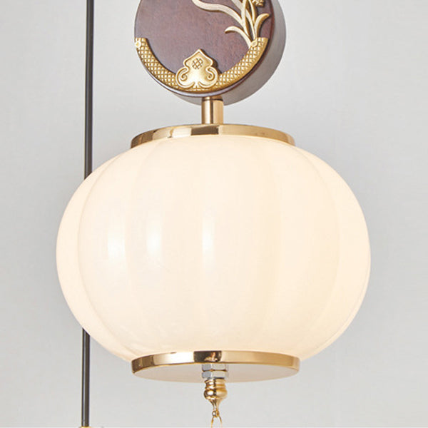 Traditional Chinese Oak Zinc Alloy Glass Lantern Round LED Pendant Light For Dining Room