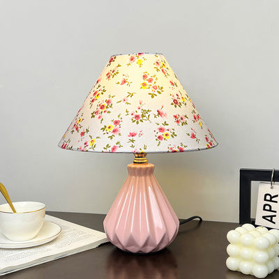 Traditional French Fabric Ceramic Flower Conic 1-Light Table Lamp For Bedside