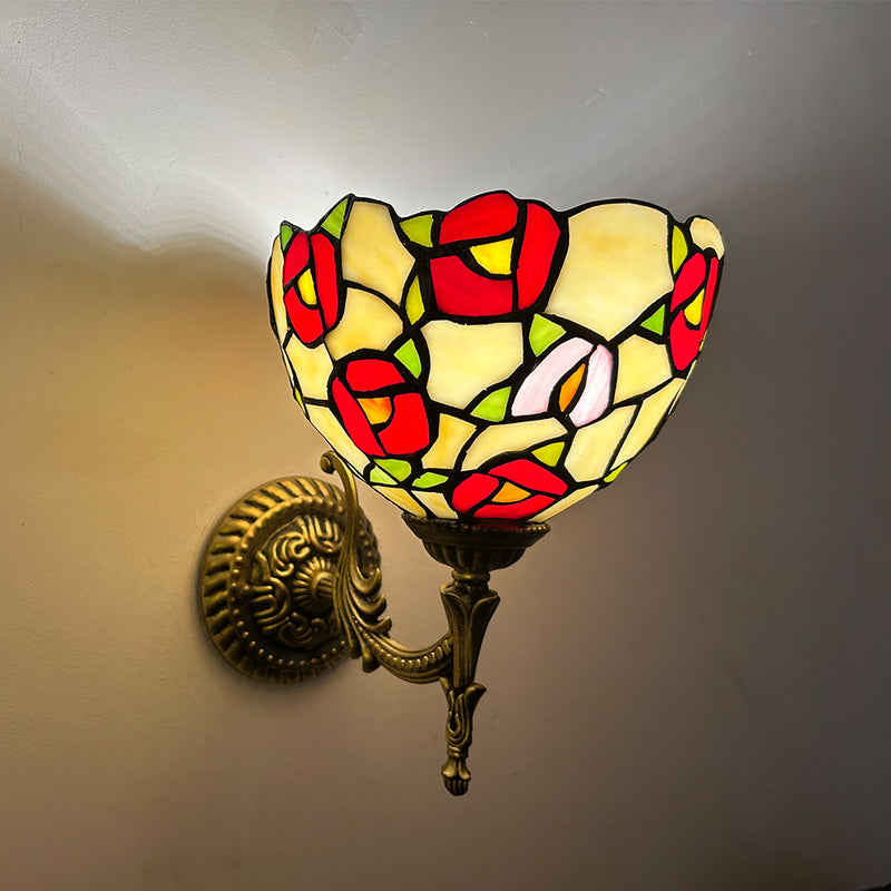 Traditional Tiffany Glass Zinc Alloy Bowl Petal Beads 1-Light Wall Sconce Lamp For Hallway