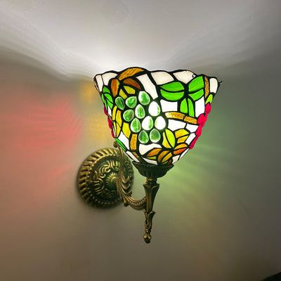 Traditional Tiffany Glass Zinc Alloy Bowl Petal Beads 1-Light Wall Sconce Lamp For Hallway