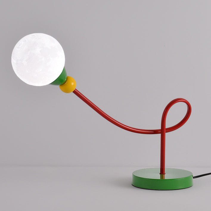 Moderne Art Deco Kinder Eisen PLA Mond Kabelgebundene 1-Licht Tischlampe für das Studium 