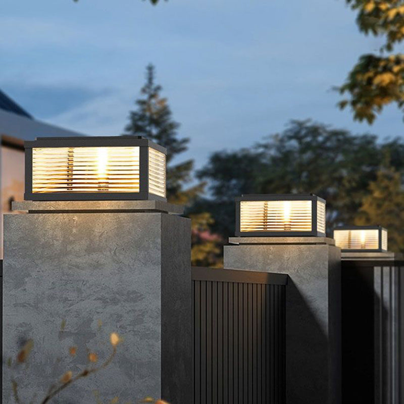 Moderne minimalistische Solar wasserdichte quadratische Streifen Aluminiumlegierung Glas LED Landschaftsbeleuchtung Außenleuchte für Außenterrasse 