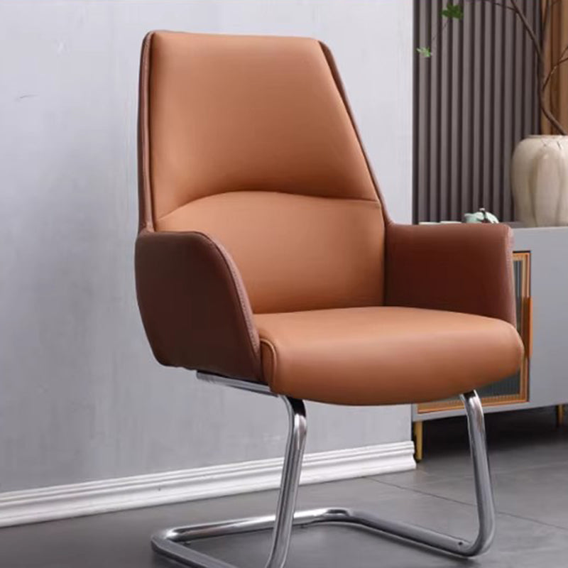 Chaise de bureau moderne minimaliste carrée en cuir pivotante avec hauteur réglable, dossier et roulettes pour bureau à domicile 