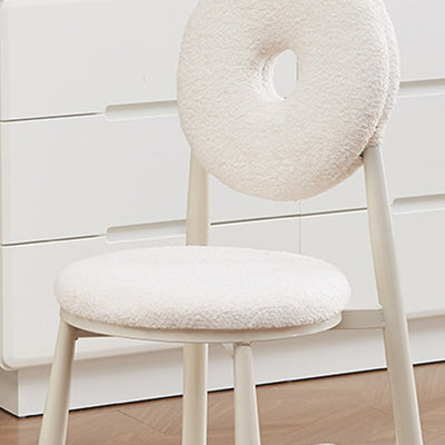 Zeitgenössischer nordischer Creme-Donut-Metall-Lambswool-Esszimmerstuhl mit Rückenlehne für das Esszimmer 