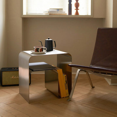 Table d'appoint carrée en fer minimaliste moderne à 2 niveaux pour le salon 