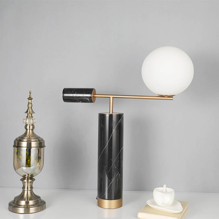 Lampe de table cylindrique à 1 lumière avec boule de verre à texture de marbre moderne nordique