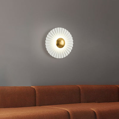 Contemporary Creative Round Scallop Hardware LED Wall Sconce Lamp For Living Room