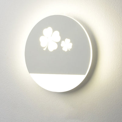 Applique murale LED ronde en acrylique, style nordique créatif, trèfle à quatre feuilles, décoration papillon 