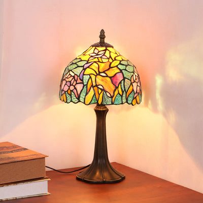 Traditional Tiffany Dome Iron Stained Glass 1-Light Table Lamp For Bedroom