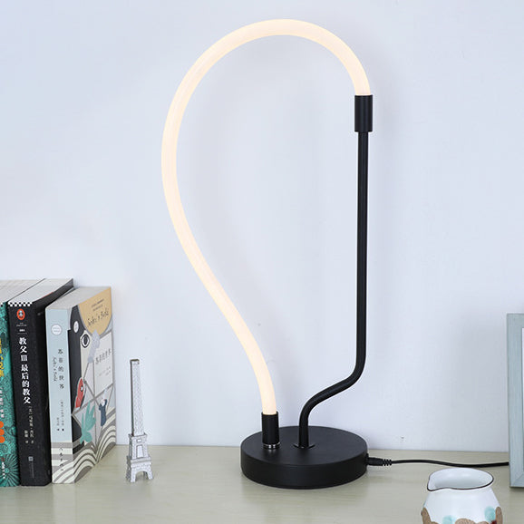 Modern Minimalist Irregular Line Iron Aluminum LED Table Lamp For Bedroom