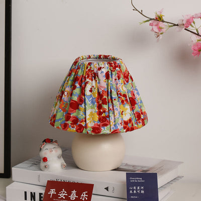 Traditional European Pastoral Floral Pattern Fabric Shade Ceramic Round Base 1-Light Table Lamp For Bedroom