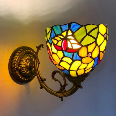 Traditional Tiffany Flower Iron Stained Glass 1-Light Wall Sconce Lamp For Living Room