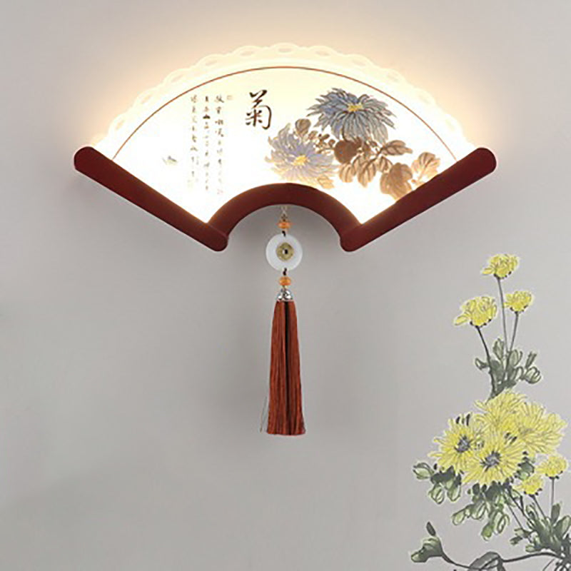 Traditional Chinese Scalloped Acrylic Plant Elements Shade Wooden Edge LED Wall Sconce Lamp For Living Room