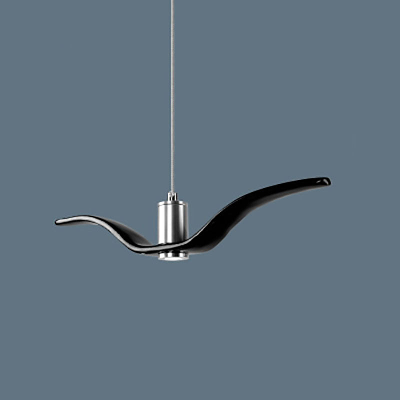 Nordic Creative Personality Wrought Iron Seagull LED Pendant Light