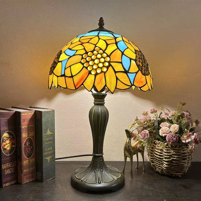 Traditional Tiffany Round Dome Flower Alloy Stained Glass 1-Light Table Lamp For Living Room