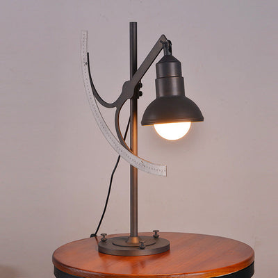 Retro Industrial Steel Rule Iron 1-Light Tischlampe