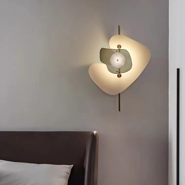 Modern Creative Irregular Geometric Shape Wrought Iron LED Wall Sconce Lamp