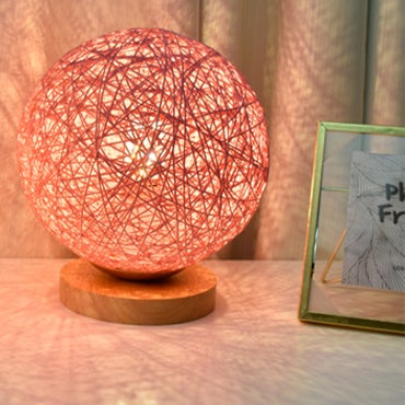 Lampe de table à DEL à 1 lumière en forme de vigne de chanvre minimaliste et moderne 