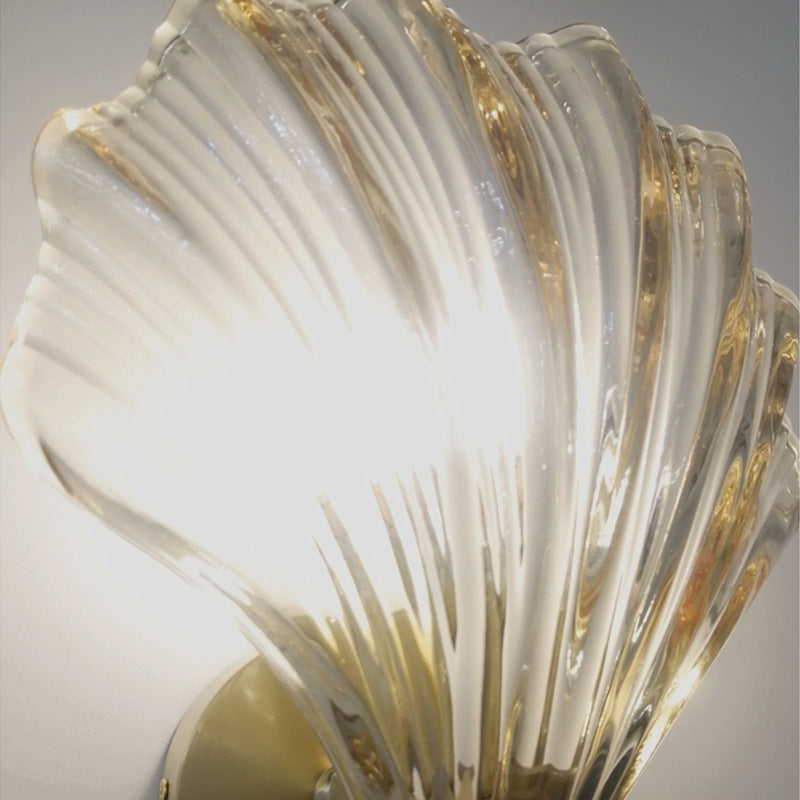 Modern Art Deco Scalloped Shell Amber Glass Shade Brass Frame 1-Light Wall Sconce Lamp For Bedroom