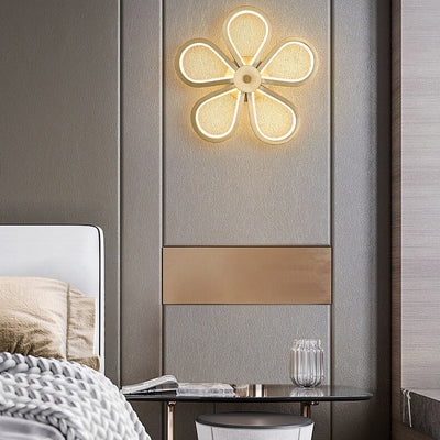 Modern Luxury Petal Shape Brass LED Wall Sconce Lamp