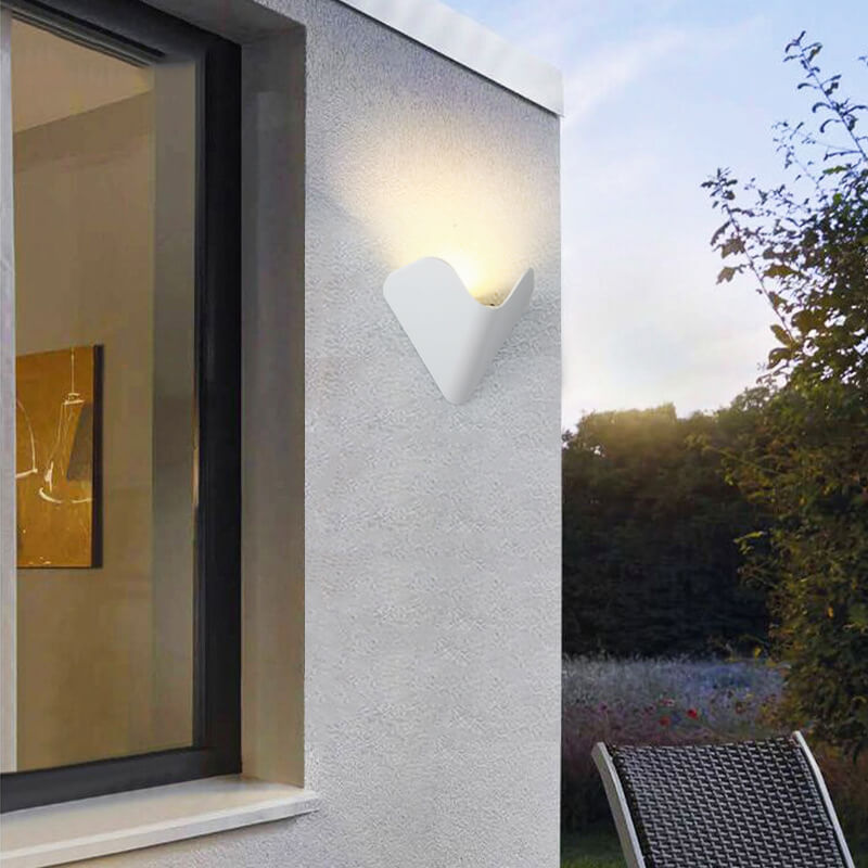 Outdoor Simple Triangle Geometric Aluminum LED Waterproof Wall Sconce Lamp