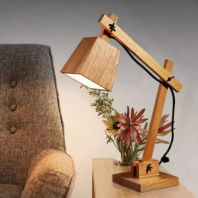 Industrielle Vintage Tischlampe aus massivem Holz mit langem Arm und 1 Leuchte 