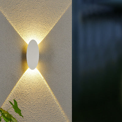 Einfache ovale flach geformte LED-Wandleuchte aus Aluminium für den Außenbereich 