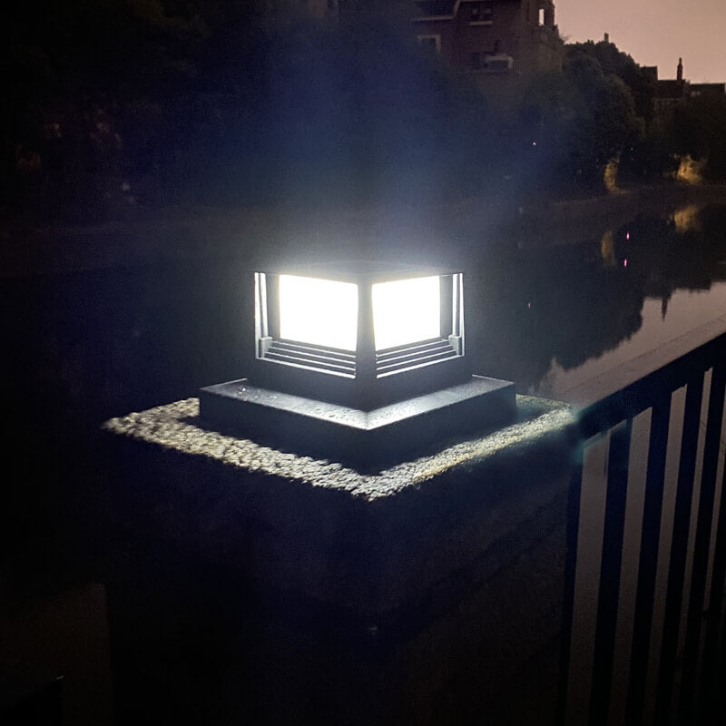 Modern Solar LED Waterproof Wall Column Head Lamp Outdoor Light