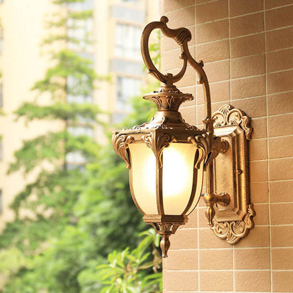 European-style Retro Outdoor Waterproof Aluminum Glass 1-Light Wall Sconce Lamp