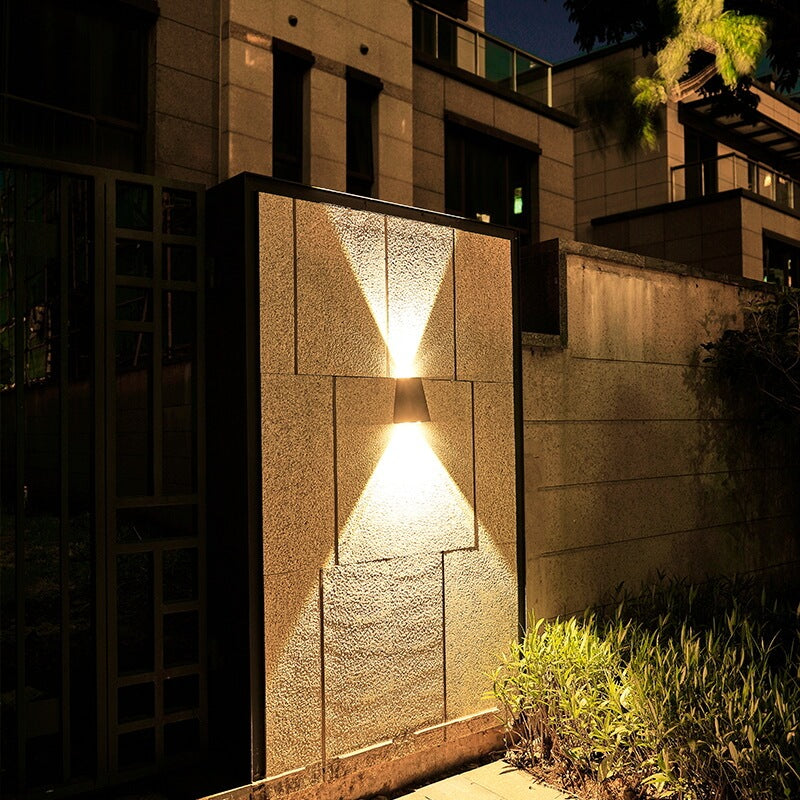 Modern Pure Black Geometric Plastic Solar LED Outdoor Waterproof Garden Wall Light